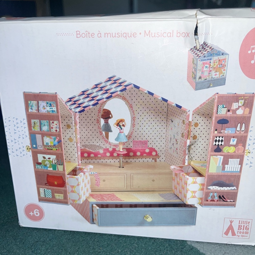 Little Big Room Pink Musical Jewelry Box for Kids
